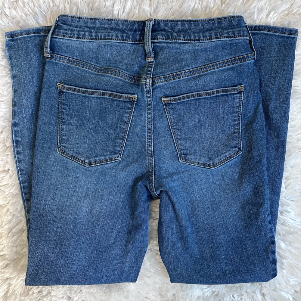 Universal Thread Jeans Bundle - 26s (Short) - image 5